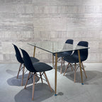 TABLE A MANGER EN VERRE 120*80 CM AVEC 4 CHAISES SCANDY