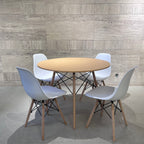 TABLE A MANGER RONDE 1M + 4 CHAISES SCANDY ( couleurs au choix )