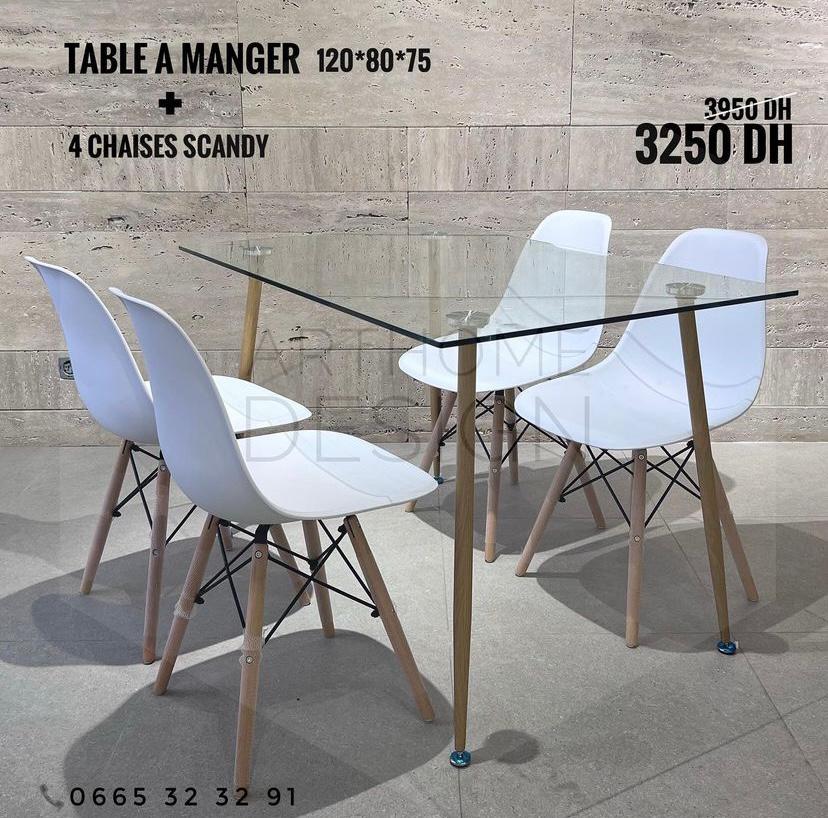 TABLE A MANGER EN VERRE 120*80 CM AVEC 4 CHAISES SCANDY