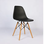 chaises candinave SCANDY NOIR ARTHOME ARTOFIS 