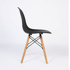 chaise_scandinave_SCANDY_NOIR_ARTHOME_ARTOFIS_1
